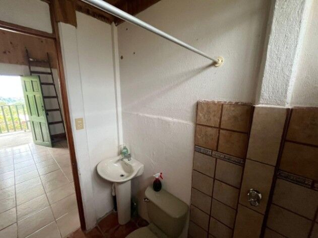 Venta de Quinta en Alvarado, Cartago.  in Cervantes, Alvarado, Cartago — ₡ 80 000 000