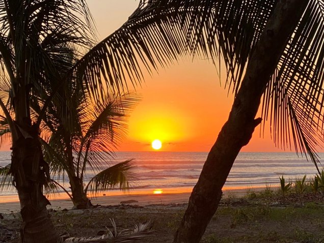 Hermoso terreno en Playa Hermosa de Cobano con gran vista al Océano en Cóbano, Puntarenas — $5,250,000