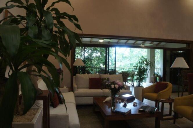 Alquiler de casa  en condominio Lomas del Valle, Santa Ana. RAH 24-1283 en Pozos, Santa Ana, San José — $3,500