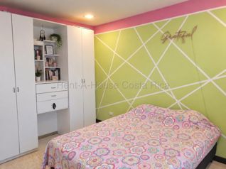 Venta de Casa AMUEBLADA en Vasquéz Coronado-San Isidro. RAH 27-1022 en San Isidro, Vázquez de Coronado, San José — $347,000 - Foto 4 de 20