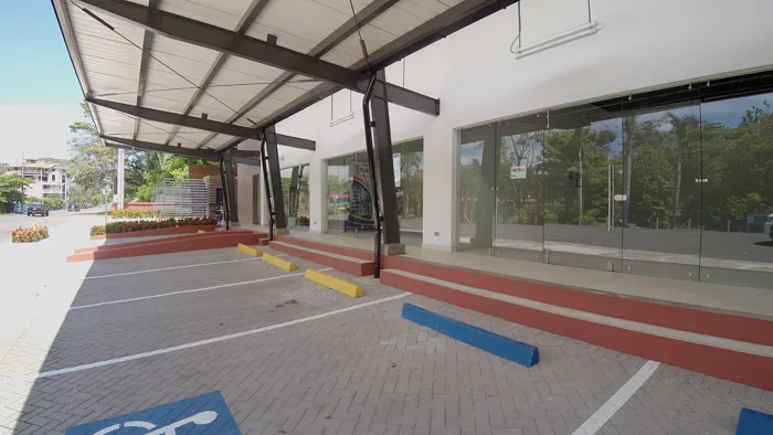Excelente local comercial en venta en Jacó en Jacó, Garabito, Puntarenas — $199,500 - Foto 2 de 10
