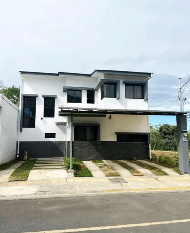 Hermosa Casa en Condominio en Santa Ana in Brasil, Santa Ana, San José — ₡ 120 000 000