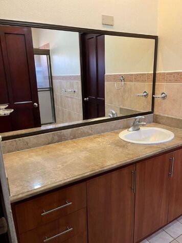 Venta de Casa en Mora, San José. RAH 25-1756 en Colón, Mora, San José — $250,000