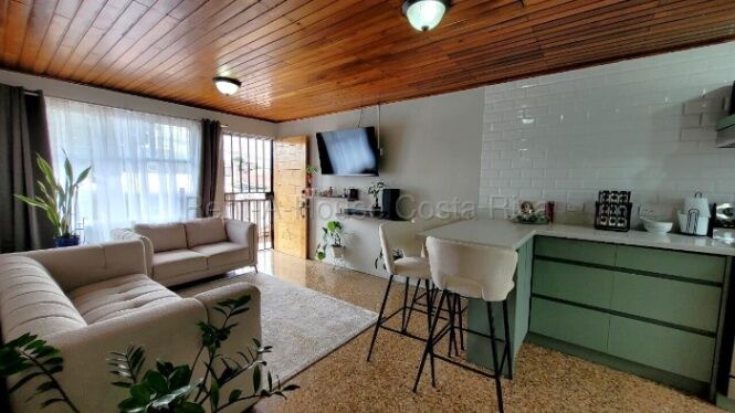 VENTA APARTAMENTO EN TIBAS CENTRO. CERCA DE TODO. en San Juan, Tibás, San José — ₡ 53 900 000