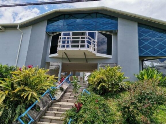 Se vende espaciosa casa con jardín en Guácima Alajuela 25-785 in Guácima, Alajuela — $450,000