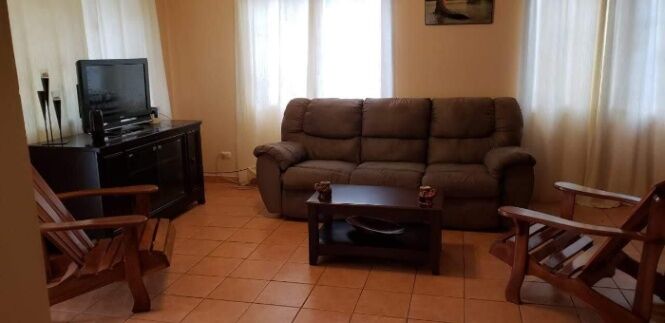 CASA DE PLAYA EN VENTA, PUNTARENAS, $245.000 COD#25-1495 in Parrita, Puntarenas — $245,000
