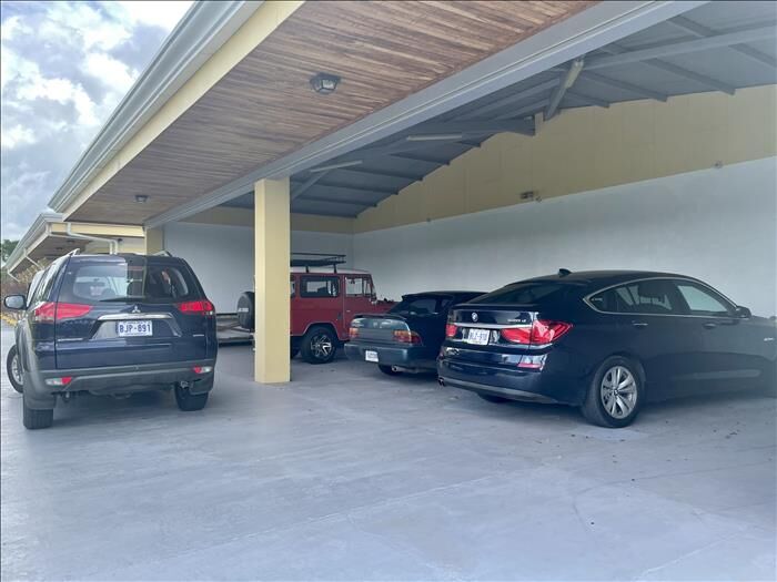 VENTA DE CASA, ALAJUELA, LA GARITA, BARRIO SAN JOSÉ, COND ROYAL PALM en Garita, Alajuela — $1,500,000