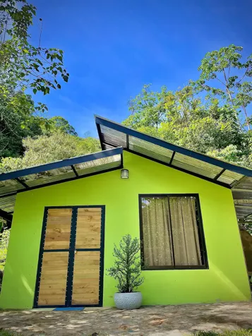 Green Casita en Zen Village, Chimirol en Rivas, Pérez Zeledón, San José — $1,000 - Foto 2 de 2