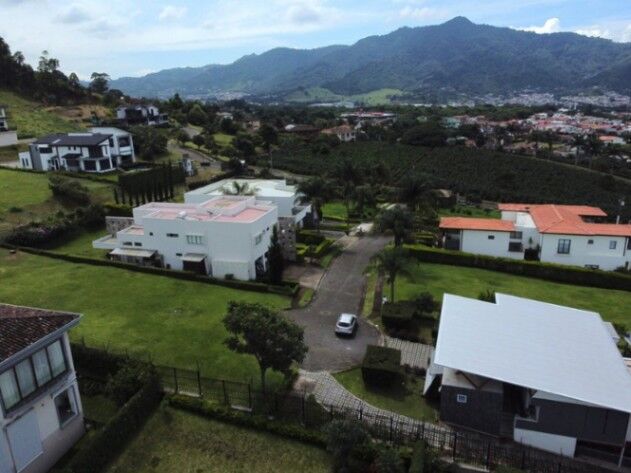 Venta de Lote en La Unión, Cartago. en San Juan, La Unión, Cartago — $320,000