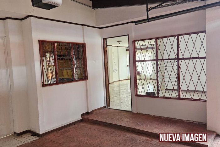 Casa de uso mixto en Jardines Los Sauces Moravia en San Vicente, Moravia, San José — ₡ 90 000 000 - Foto 3 de 20