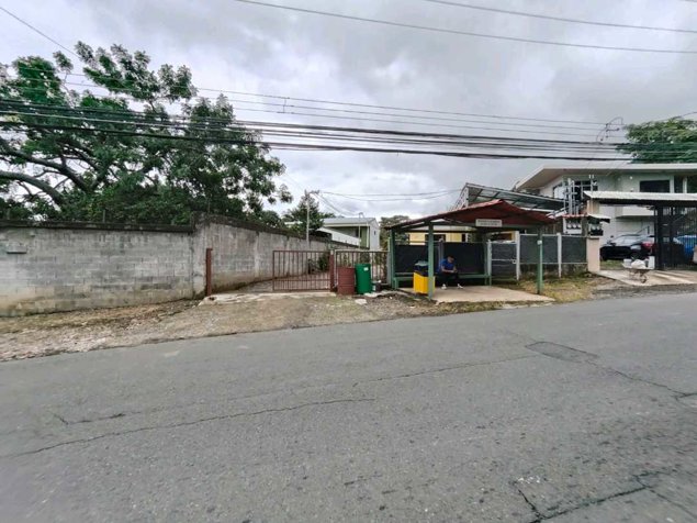 Venta de propiedad en Salitral de Santa Ana con tres casas alquiladas in Salitral, Santa Ana, San José — ₡ 115 000 000 - Photo 3 of 11