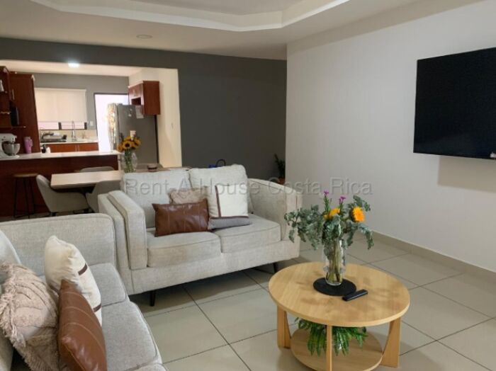 Casa en Bello Horizonte de Escazu en San Rafael, Escazú, San José — $250,000