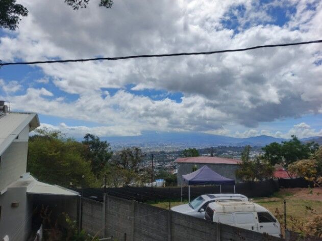 Venta lote en Carrizal de escazu  in Carmen, San José — $360,000