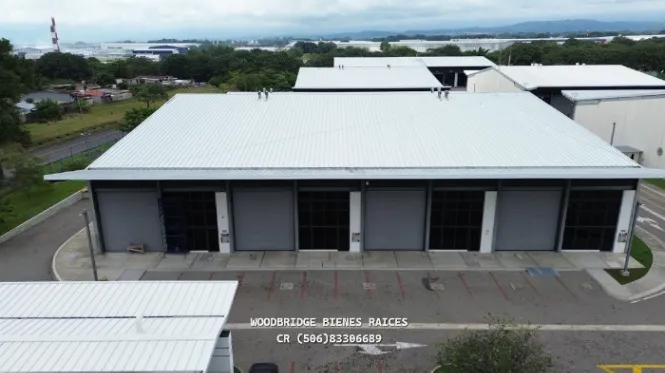 Alajuela Ciruelas bodega alquiler 2.496 metros en Alajuela — $10,068 - Foto 3 de 8