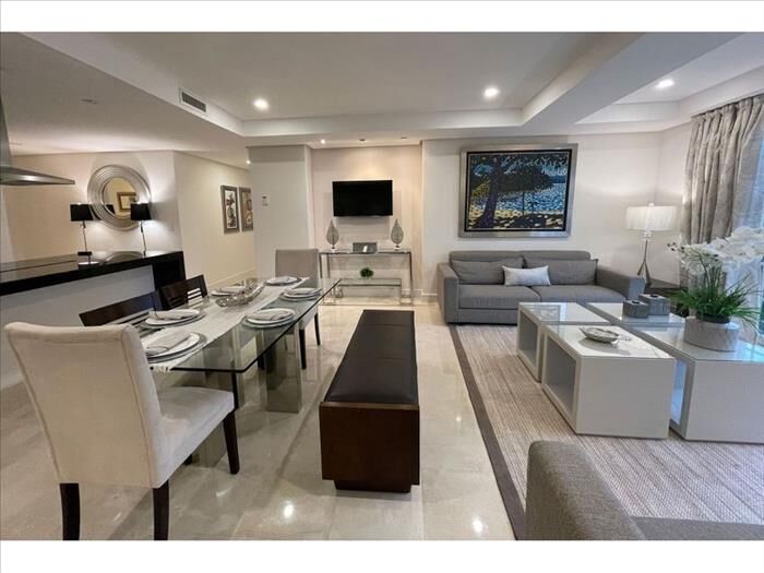 VENTA DE APARTAMENTO ESTILO MINIMALISTA, SAN JOSE, ESCAZU, EL CORTIJO en Escazú, San José — $475,000