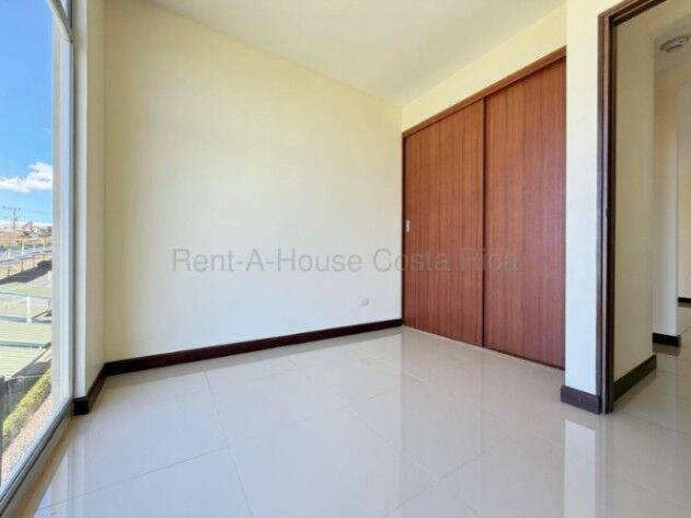 Venta de Apartamento en Ulloa, Heredia. RAH 26-1599 en Ulloa, Heredia — ₡ 65 000 000