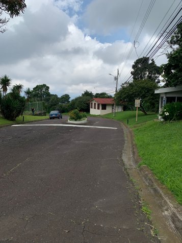 SEVENDE FOR SALE Lote para construir San Rafael Heredia Kity Mat en Pará, Santo Domingo, Heredia — $145,704