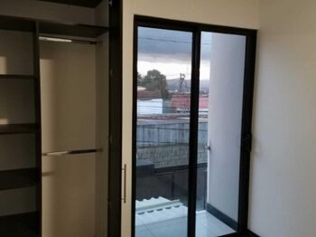 Venta de Casa en Moravia-San Vicente. RAH 25-992 en San Vicente, Moravia, San José — $175,000 - Foto 5 de 10