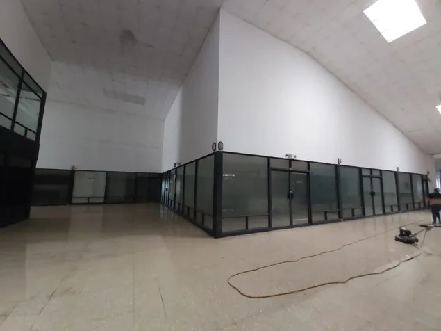 ALQUILER DE LOCAL COMERCIAL, SAN JOSE, CENTRO COMERCIAL SABANA SUR. en Mata Redonda, San José — ₡ 4 524 000