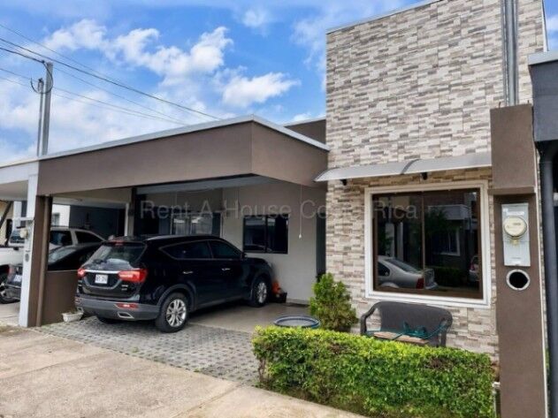 Venta de Casa en El Guarco de Cartago. RAH 26-2214 en El Tejar, El Guarco, Cartago — ₡ 72 000 000