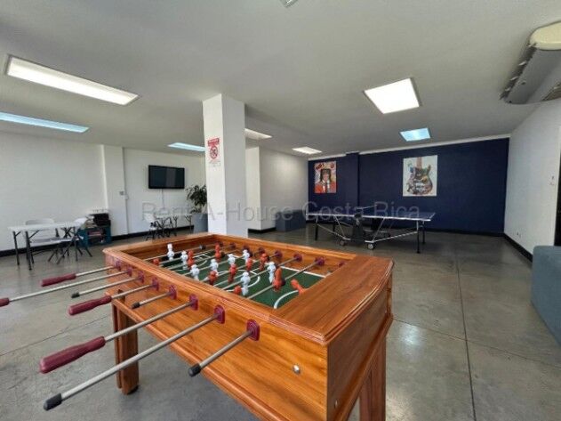 Apartamento esquinero con amenidades tipo resort en Pozos de Santa Ana #26-1615 GS in Pozos, Santa Ana, San José — $255,000