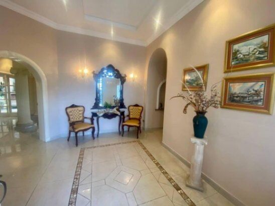 Se vende moderna casa con patio en Pavas San José 25-562 en Pavas, San José — $600,000