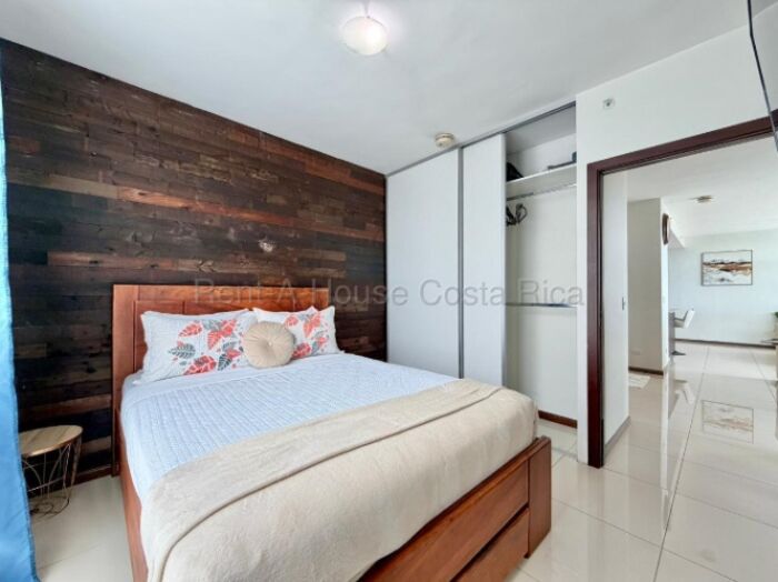 Alquiler de Hermoso Apartamento Amoblado en Bambu 26-1763 en Hatillo, San José — $1,200