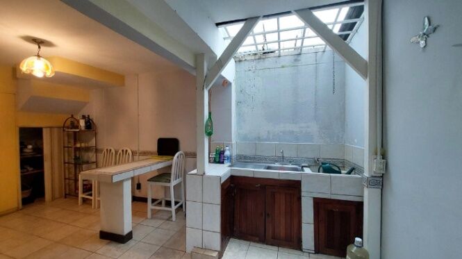Venta de Casa + APTO en Catedral, San José. RAH 25-825 in Catedral, San José — ₡ 73 000 000