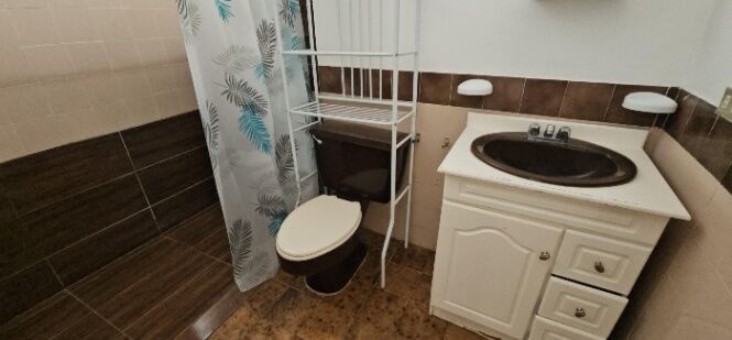 Venta de Casa en Granadilla de Curridabat. RAH 26-563 en Granadilla, Curridabat, San José — $200,000