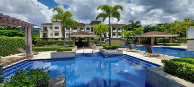 Venta de Apartamento en Pozos de Santa Ana. RAH 26-1127 in Pozos, Santa Ana, San José — $280,000