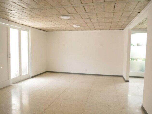 Venta de Local Comercial en Los Yoses-San Pedro-Montes de Oca.  in San Pedro, Montes De Oca, San José — $1,208,000