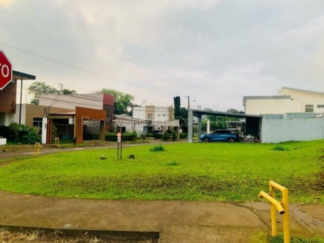 Venta de Lote ESQUINERO en La Unión-Concepción-Cartago. RAH 26-2171 en Concepción, La Unión, Cartago — ₡ 52 000 000