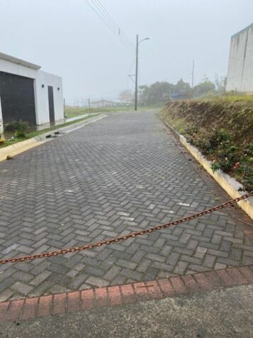 Excelente terreno listo para construir Capellades Cartago en Capellades, Alvarado, Cartago — ₡ 35 000 000