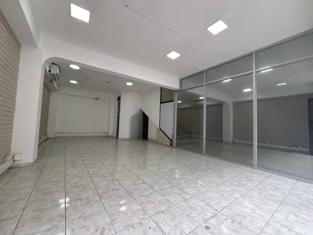 ALQUILER LOCAL COMERCIAL DE 75 M² | BARRIO ESCALANTE, SAN JOSÉ en Carmen, San José — $875 - Foto 2 de 5