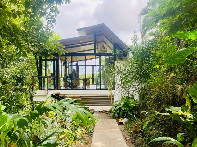 Lote con Casa en Santiago de Playa Hermosa – 1,204 m² in Cóbano, Puntarenas — $300,000 - Photo 2 of 20