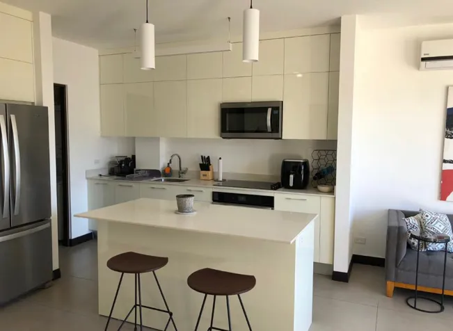 OPORTUNIDAD!, Se vende Apartamento en Urban Flats, Pozos, Santa Ana en Pozos, Santa Ana, San José — $165,000 - Foto 2 de 18