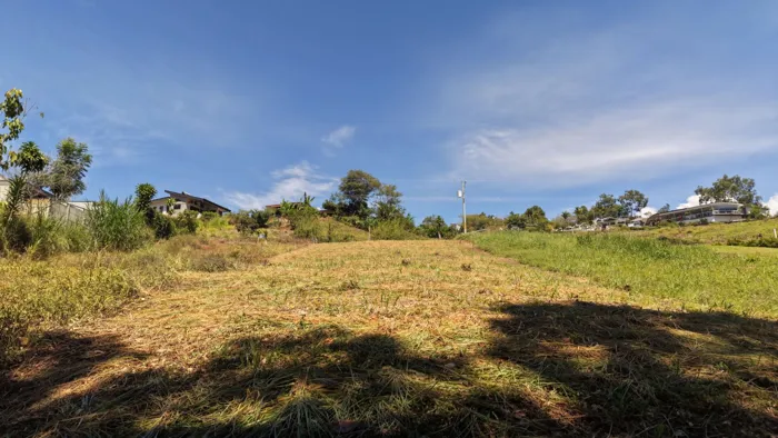 LOT FOR SALE: RESIDENTIAL 826 M2 IN BARRIO SAN VALENTIN, PEREZ ZELEDON in San Isidro De El General, Pérez Zeledón, San José — ₡ 20 000 000 - Photo 2 of 14