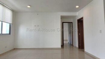 Alquiler de Apartamento en Bambú Rivera, Tibás. RAH 26-2149 en Cinco Esquinas, Tibás, San José — $1,200 - Foto 5 de 20