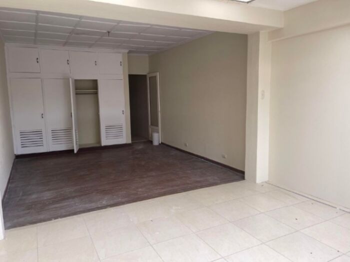 Casa en Venta en Montes de Oca, San José. in San Pedro, Montes De Oca, San José — $250,000