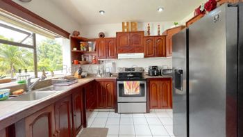 Venta de Casa en Los Arcos Heredia en La Asunción, Belén, Heredia — $310,000 - Foto 5 de 23