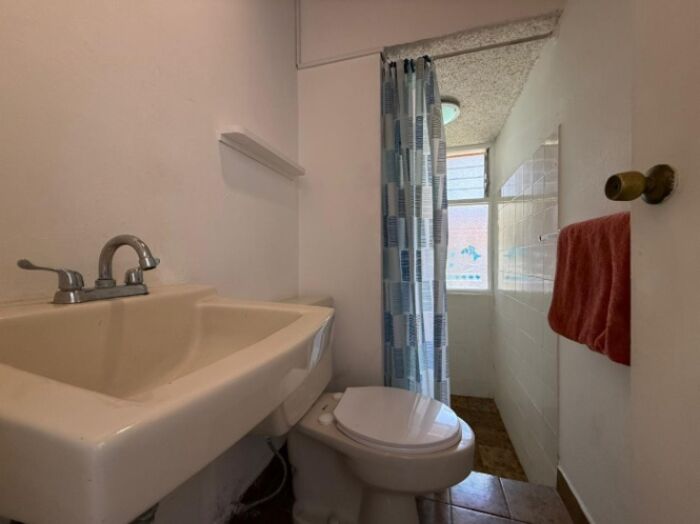 Venta de casa dúplex en Freses, ideal por su ubicación y privacidad #26-563 GS en Granadilla, Curridabat, San José — $141,000