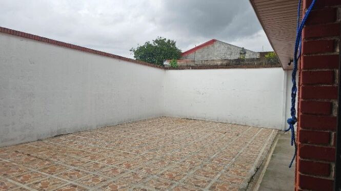 Venta casa Curridabat Granadilla 26-1111 in Granadilla, Curridabat, San José — $340,000