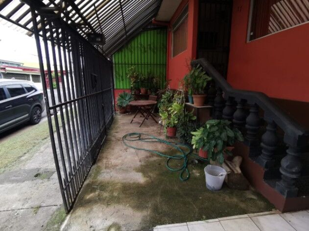 SE VENDE CASA SAN FRANCISCO DE HEREDIA in San Francisco, Heredia — ₡ 79 000 000 - Photo 3 of 29