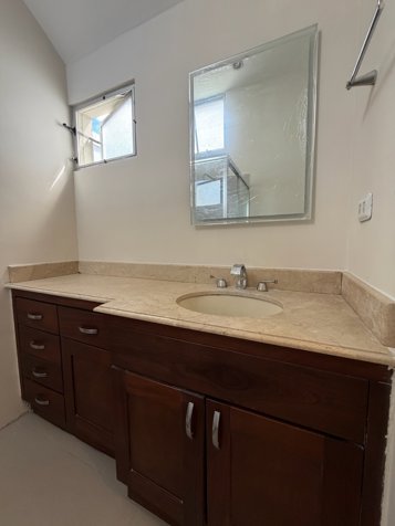 Casa 3 habitaciones con A/C y gran jardín,Heredia en San Pablo, Heredia — $280,000 - Foto 3 de 14