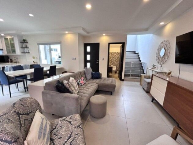CASA EN VENTA EN SAN JOSE SANTA ANA en Santa Ana, San José — $270,000