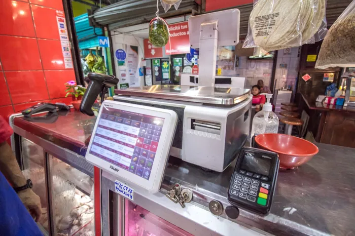 VENTA DE LOCAL Y NEGOCIO, HEREDIA, MERCADO FLORENCE en Heredia — ₡ 50 000 000 - Foto 3 de 3