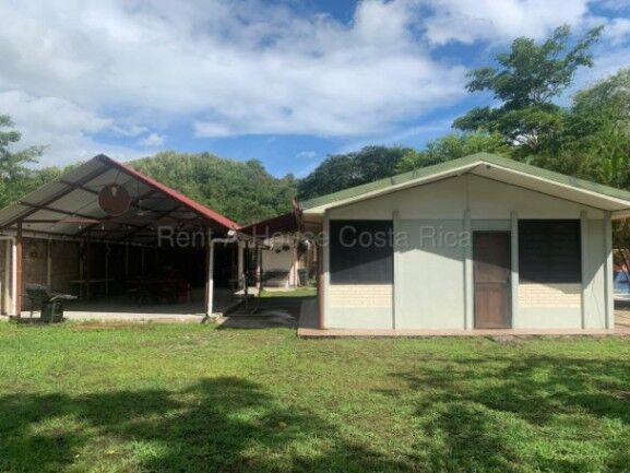 MLS-26-2223 KQ VENTA CASA PARRITA PUNTARENAS CONTACTENOS AL # 88987222 en Parrita, Puntarenas — ₡ 150 000 000