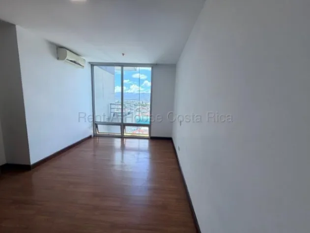 APARTAMENTO EN VENTA EN SAN JOSÈ in Merced, San José — $220,000 - Photo 3 of 17