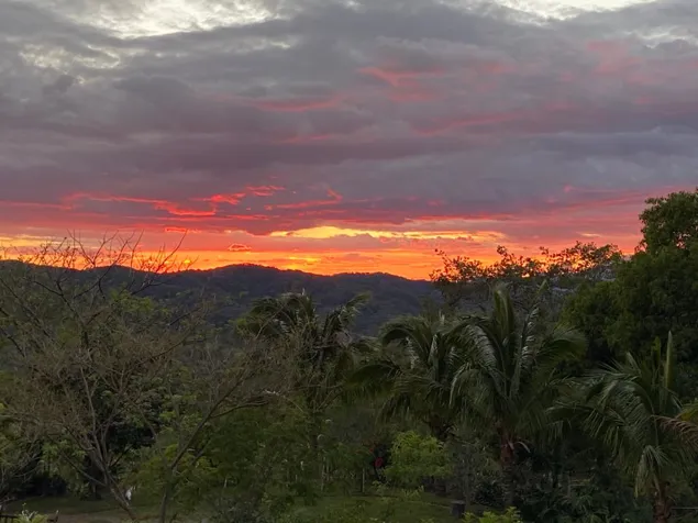 Casa en venta Ciudad Colon independiente con vistas panoramicas en Colón, Mora, San José — $375,000 - Foto 2 de 28