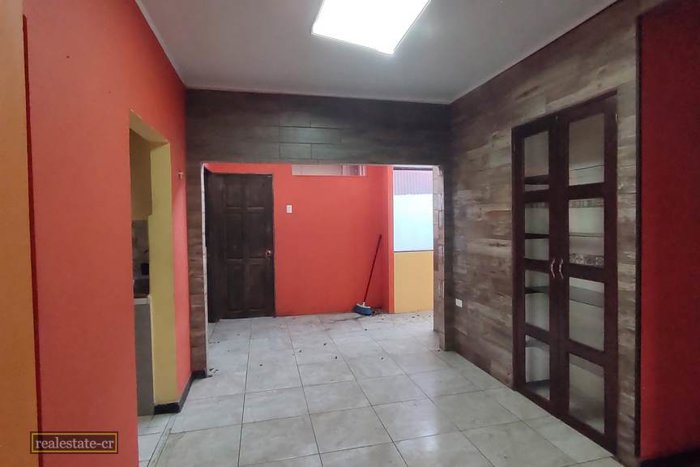 VENTA 2 casas hermanas en Tibás in San Juan, Tibás, San José — ₡ 90 000 000